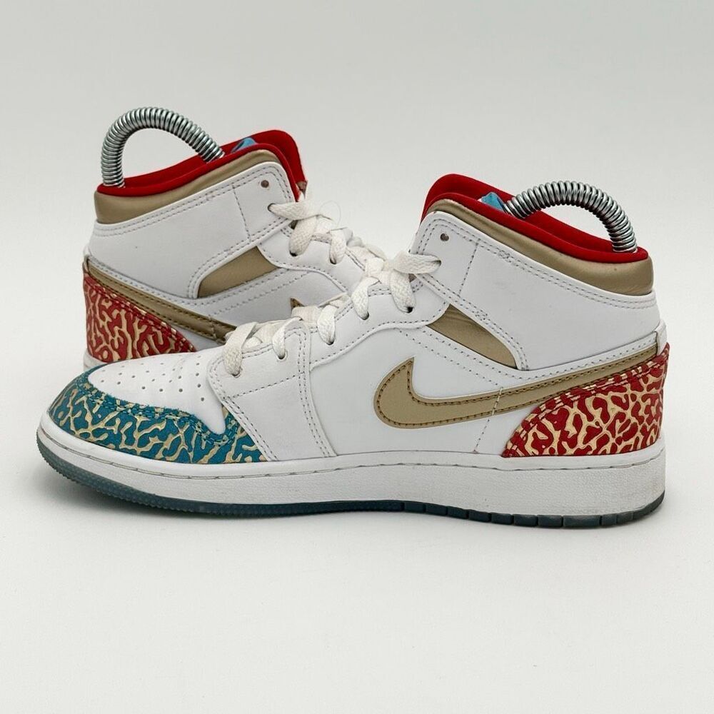 Nike Air Jordan 1 Mid “NC To CHI” 2023 Blue White Gold Red US Kids Size 4.5Y / E - Picture 8 of 14